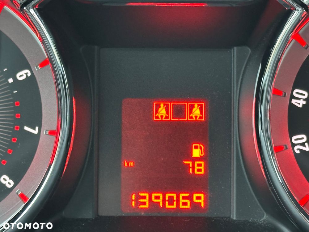 Opel Adam 1.2 Yourself S&S - 19