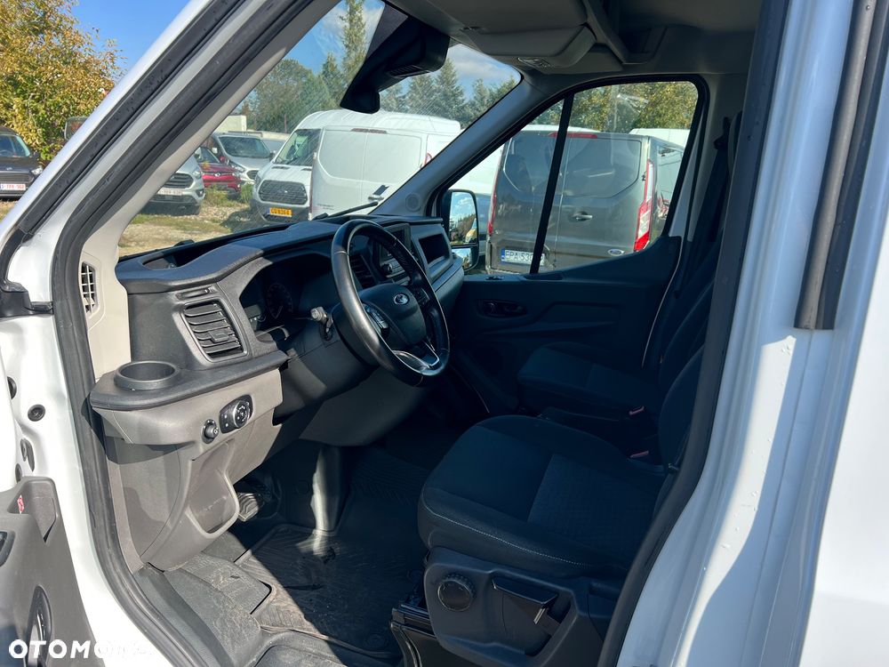 Ford Transit - 9