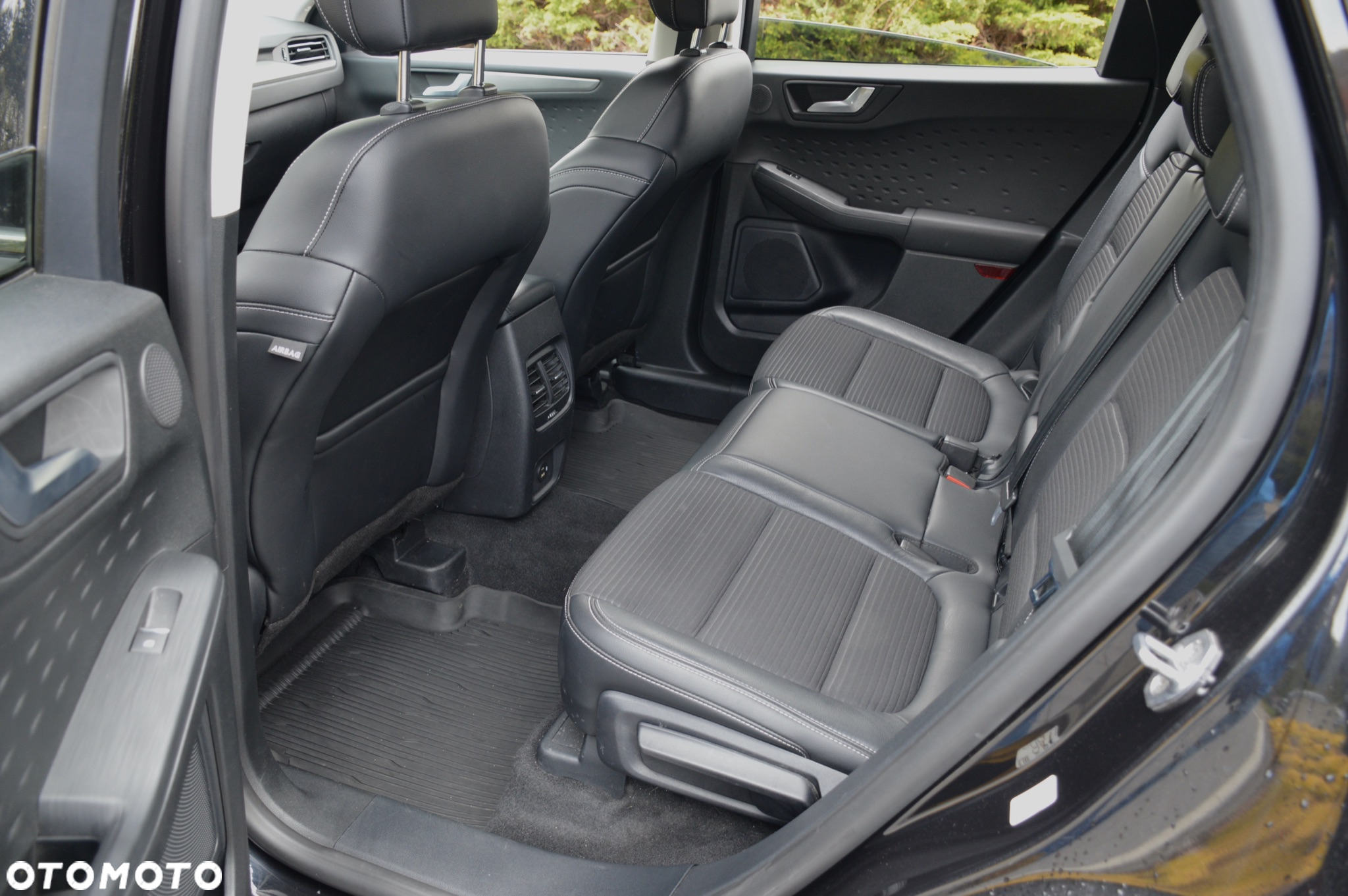 Ford Kuga 2.0 EcoBlue 4x4 TITANIUM - 28