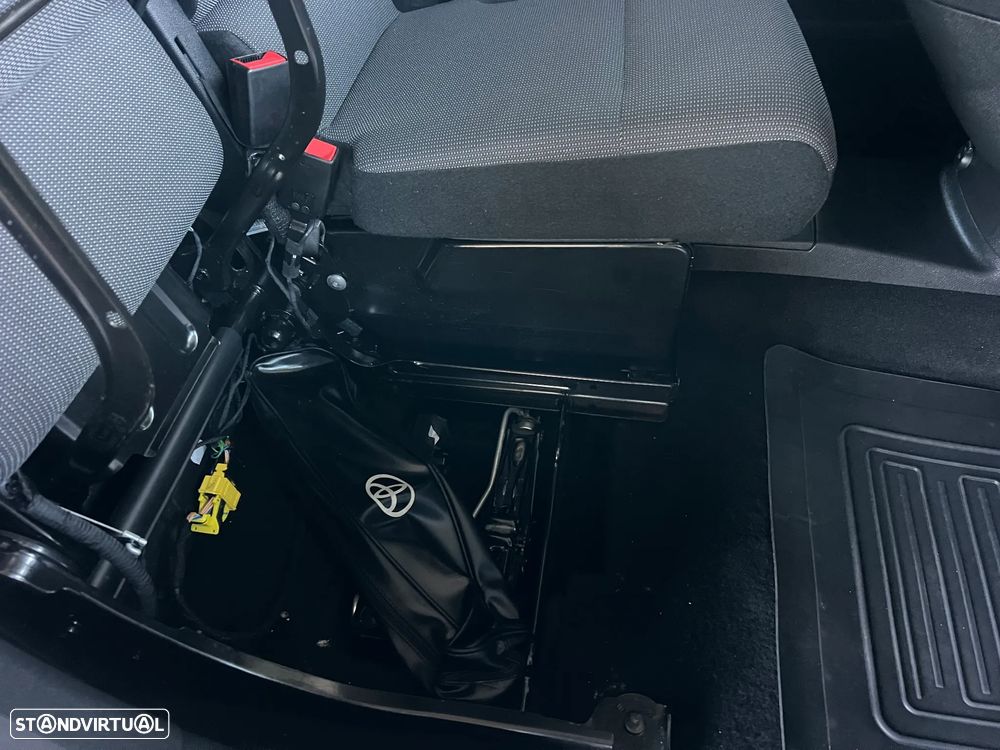 Toyota PROACE CITY 1.5 D EXCLUSIVE 102 CV 3 LUG - 18