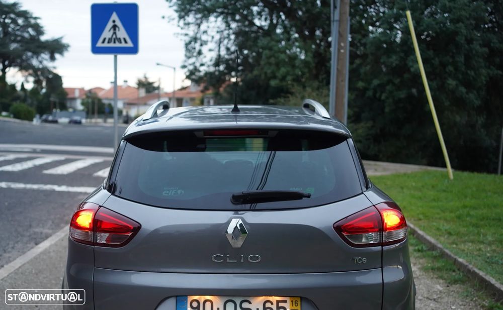 Renault Clio Sport Tourer - 18