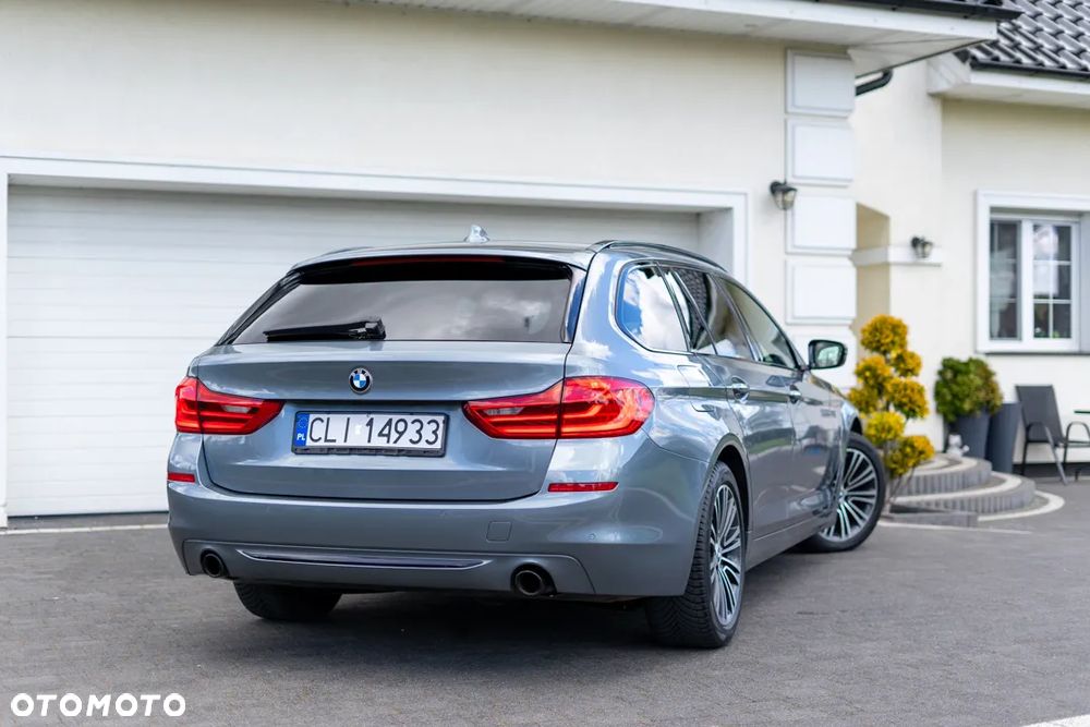 BMW Seria 5 520d M Sport Edition - 22