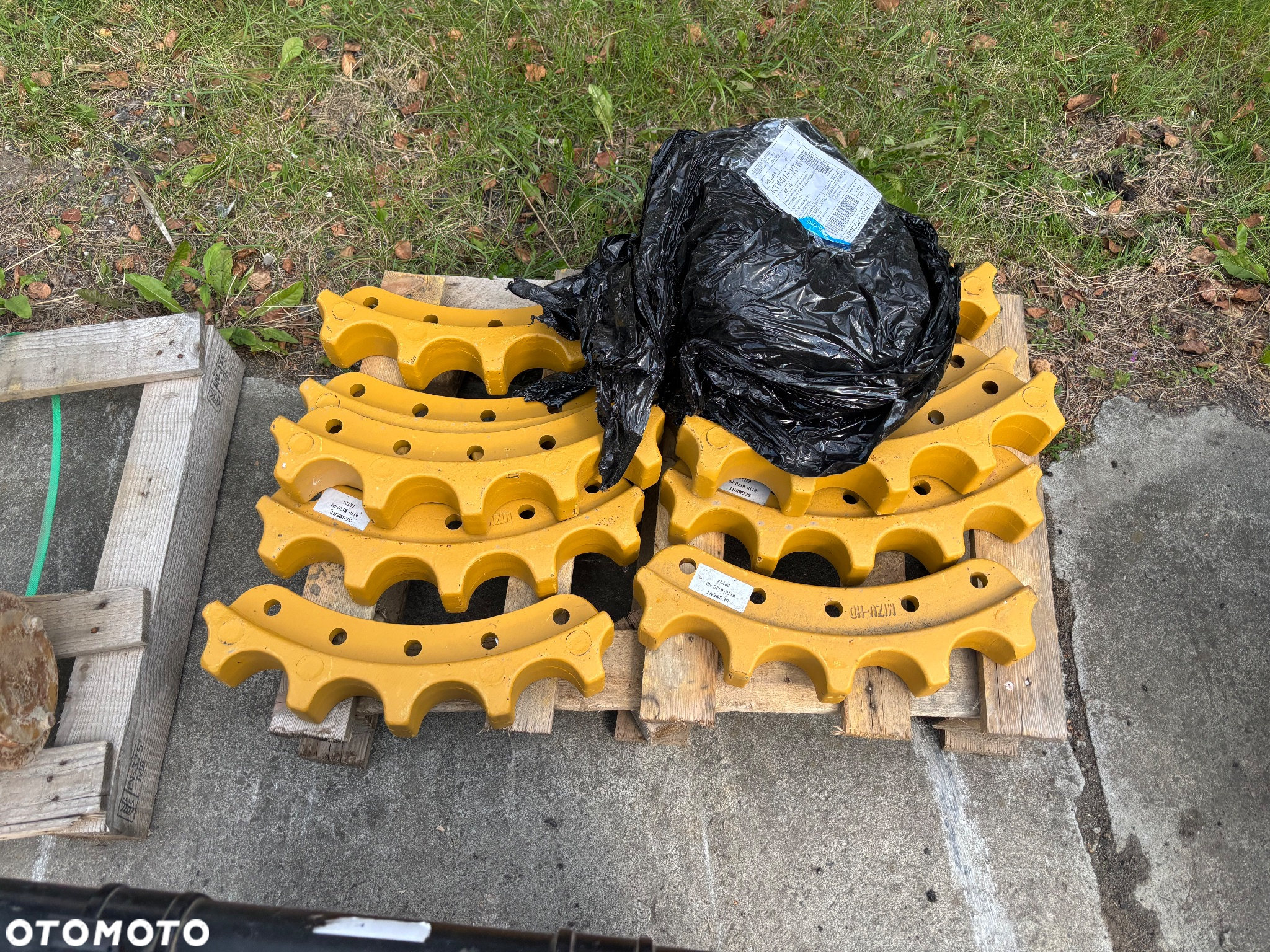 Liebherr 724 XL rok prod 2015,Pług 6poz TRIMBLE 3D Niwelacja 19ton - 10