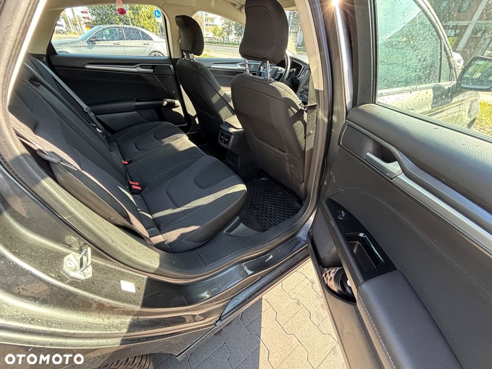 Ford Mondeo 2.0 EcoBoost Titanium X - 14