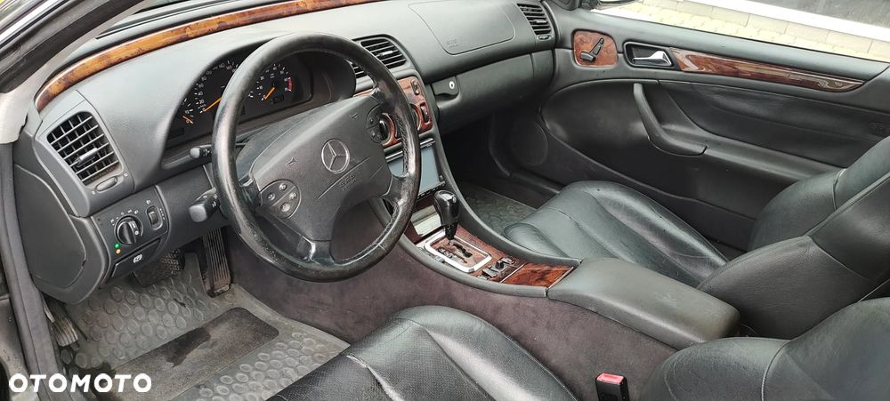 Mercedes-Benz CLK 320 - 7