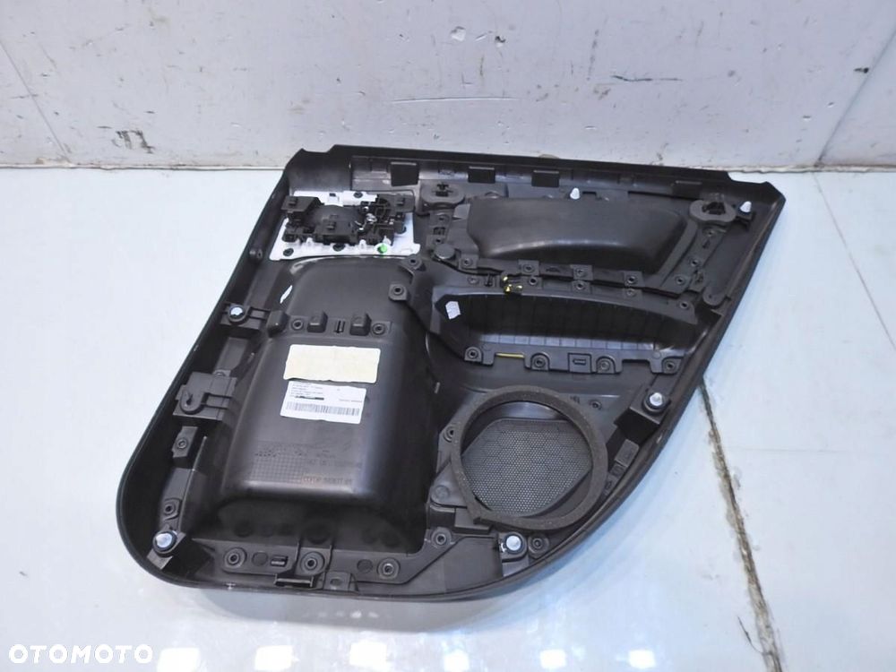 TAPICERKA DRZWI LEWY TYŁ CITROEN C4 CACTUS 98011900ZD - 4