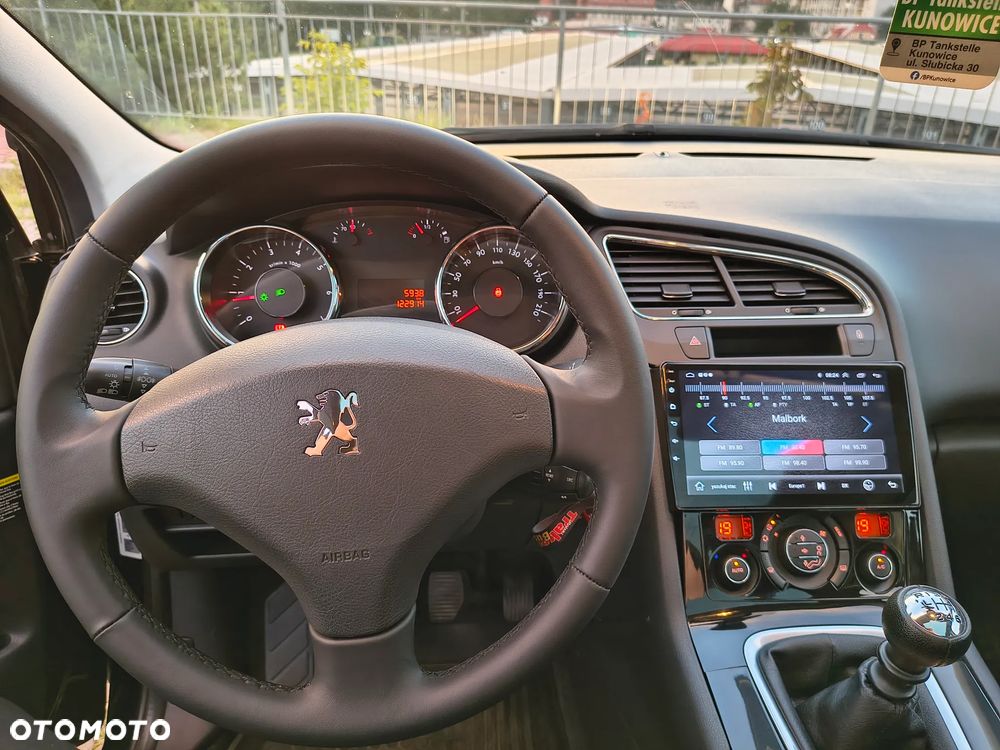 Peugeot 5008 155 THP Family - 12