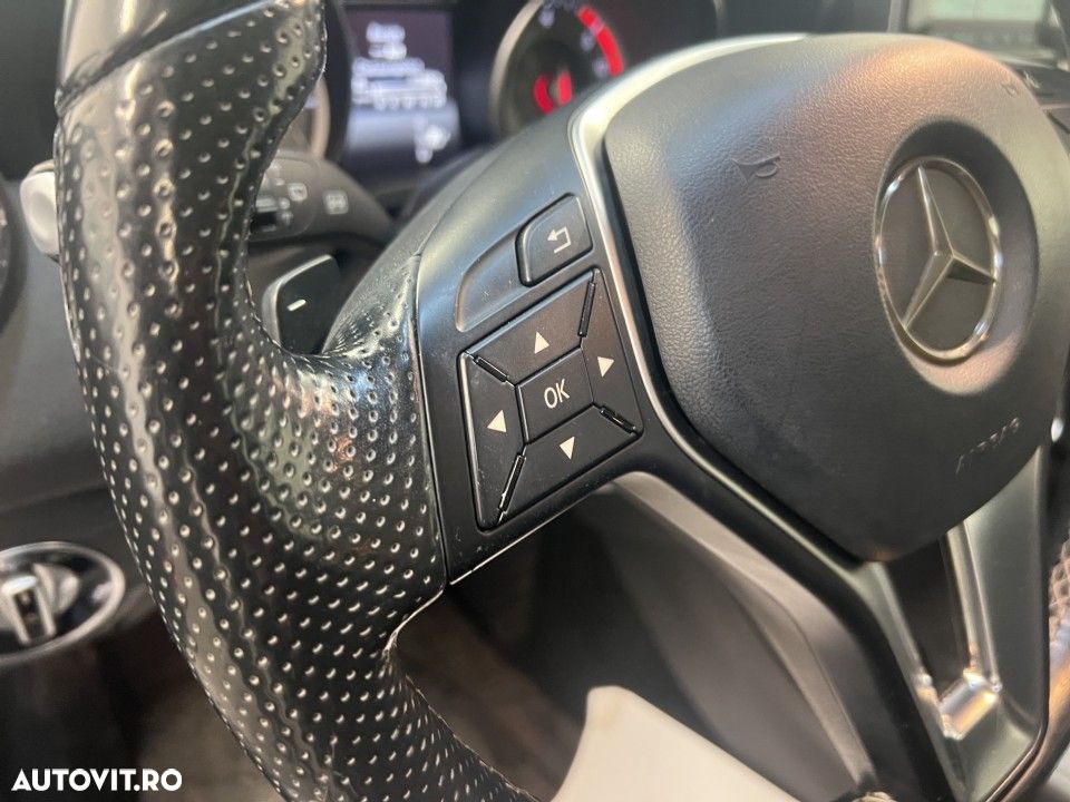 Mercedes-Benz GLA - 19