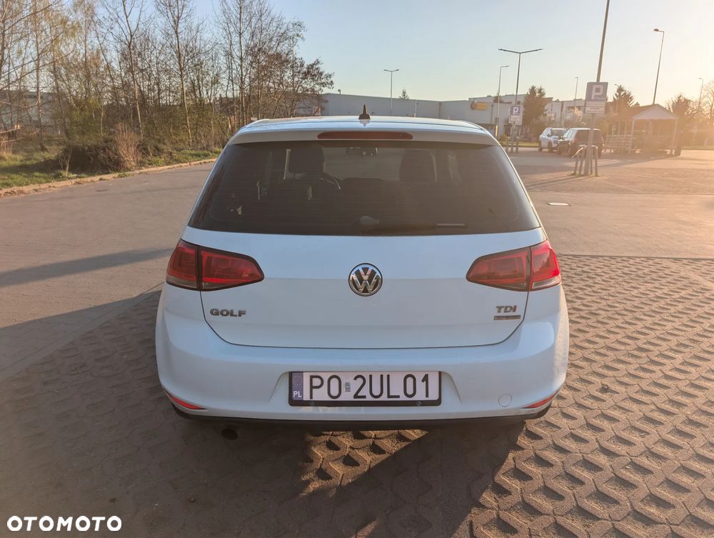 Volkswagen Golf 1.6 TDI Comfortline - 4