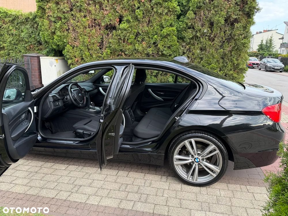 BMW Seria 3 318d Blue Performance Sport Line - 21
