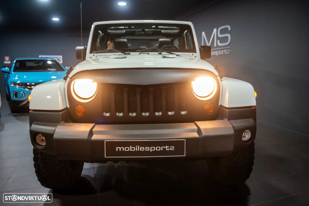 Jeep Wrangler Unlimited 2.8 CRD MTX Sahara Urban Edition - 5