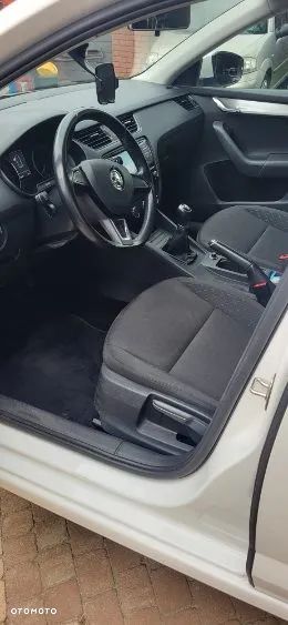 Skoda Octavia 1.2 TSI Ambition - 6