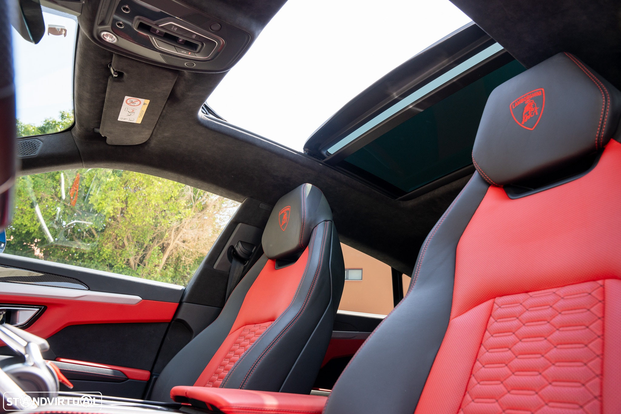 Lamborghini Urus 4.0 V8 - 12