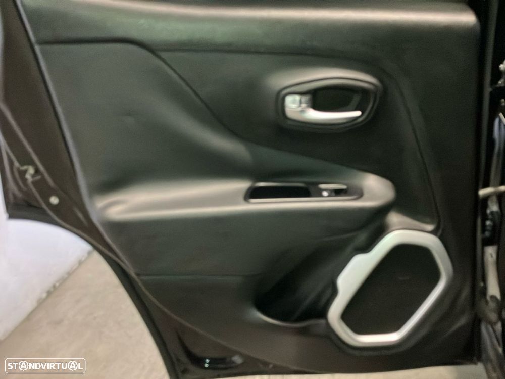 Jeep Renegade 1.6 MJD Limited - 19