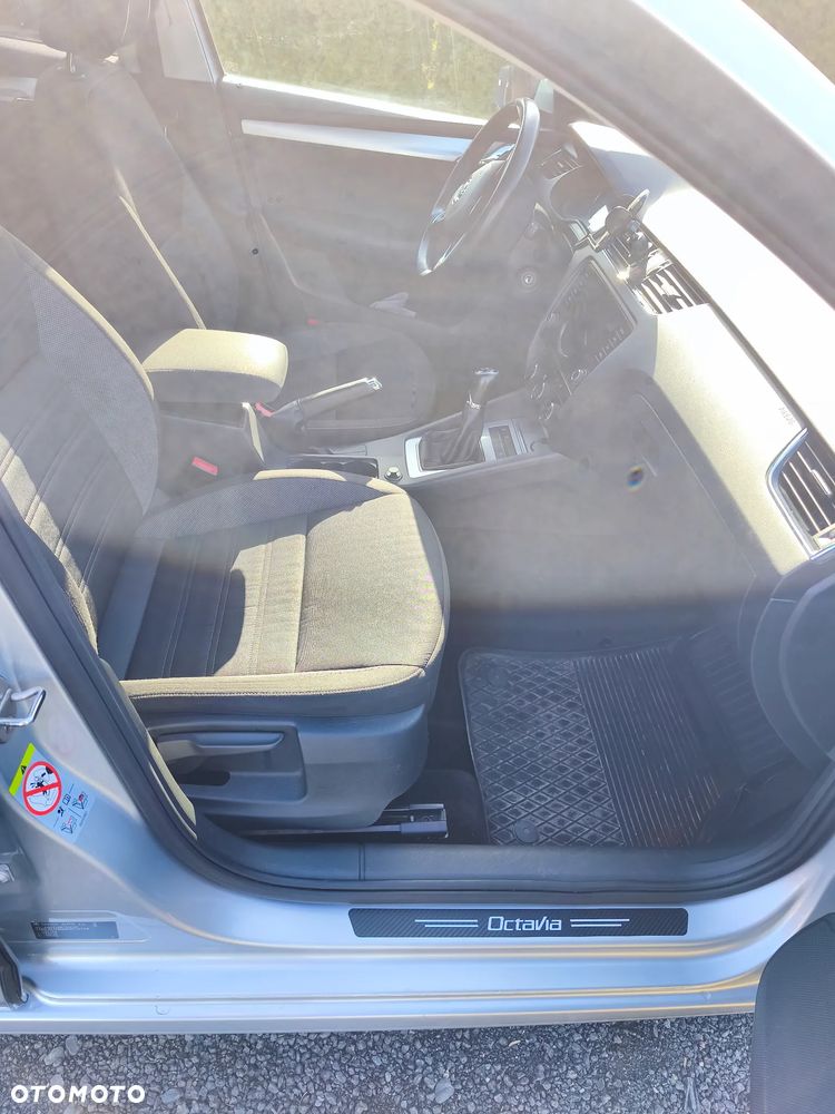 Skoda Octavia 1.6 TDI Ambition - 9