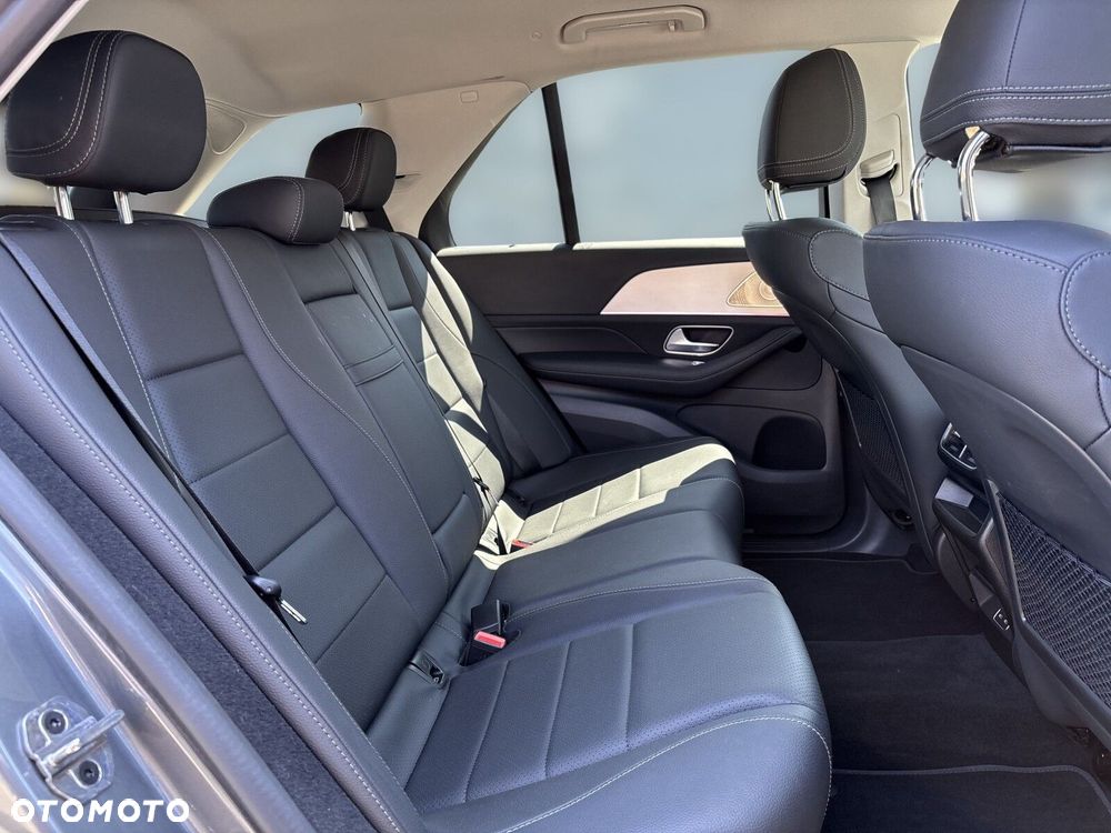 Mercedes-Benz GLE - 22