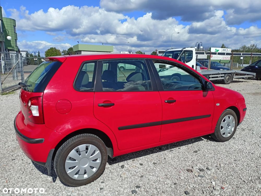 Volkswagen Polo - 4