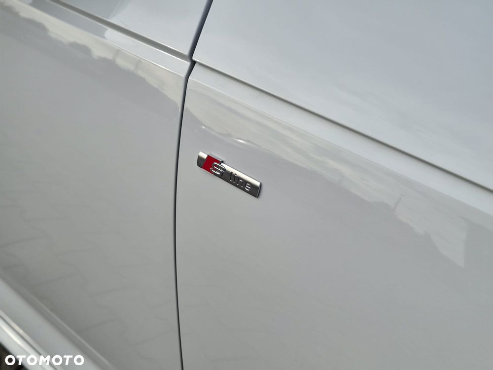 Audi A4 Limousine 2.0 TDI Quattro Sport S tronic - 33