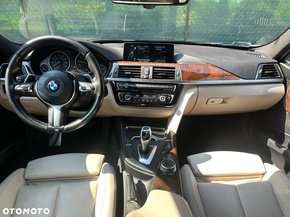 BMW Seria 3 328i Sport-Aut Sport Line - 26