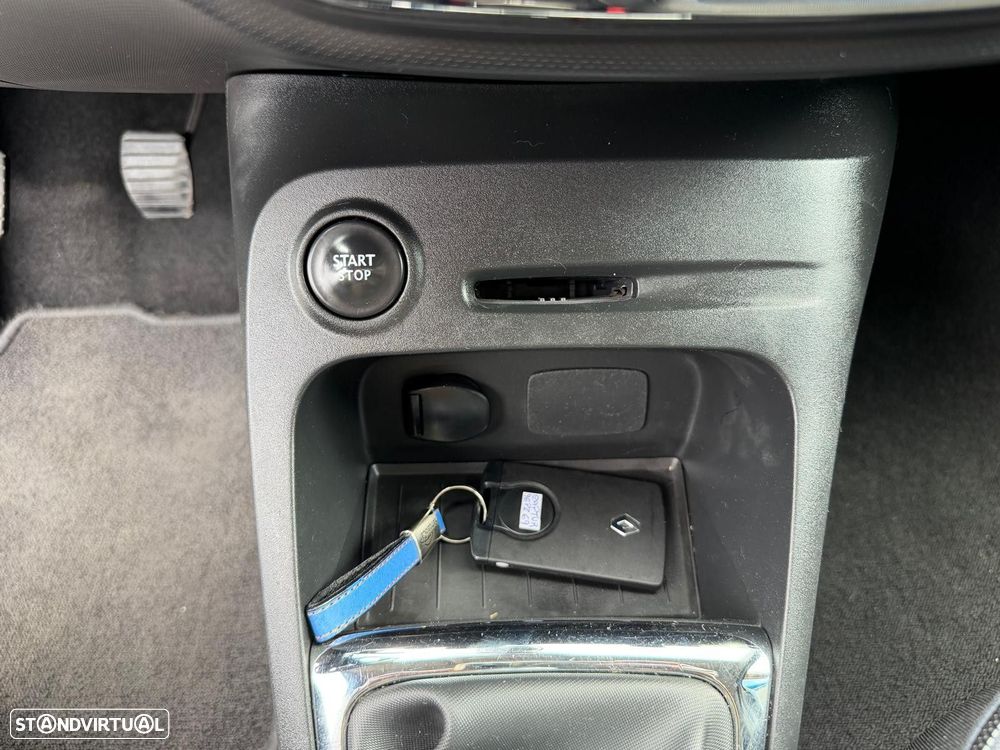 Renault Captur 1.5 dCi Exclusive - 25