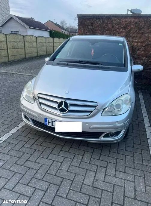 Mercedes-Benz B 170 Standard - 2