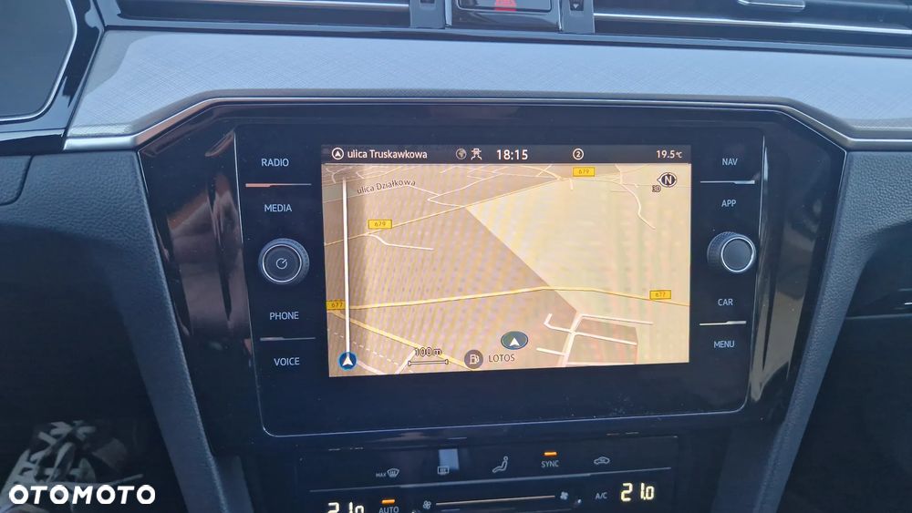 Volkswagen Passat Variant 2.0 TDI BMT Highline DSG - 20
