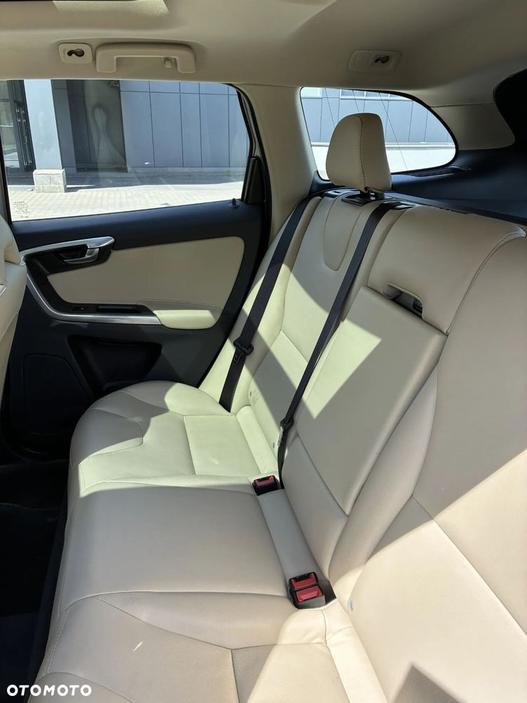 Volvo XC 60 D4 Drive-E Summum - 22