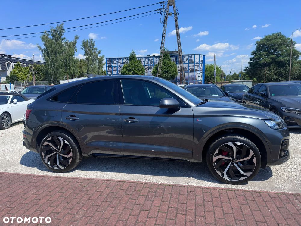 Audi Q5 Sportback - 4