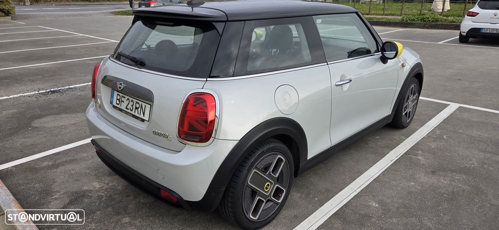 MINI 3 Portas Cooper SE Classic - 9