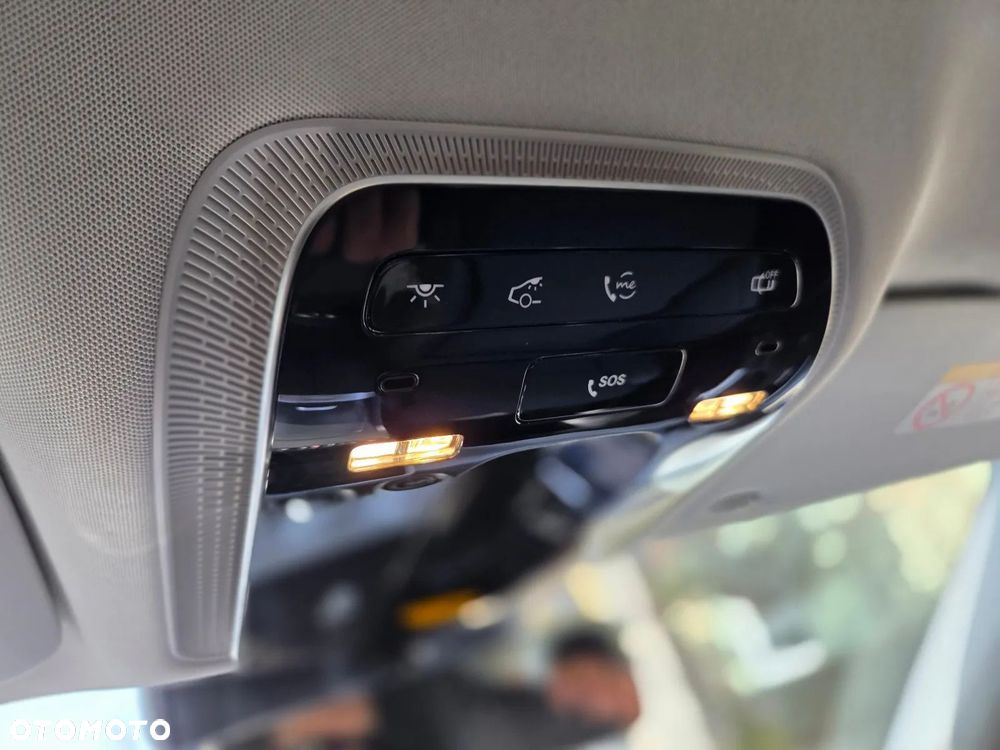 Mercedes-Benz Klasa C 200 mHEV 4-Matic Avantgarde - 25