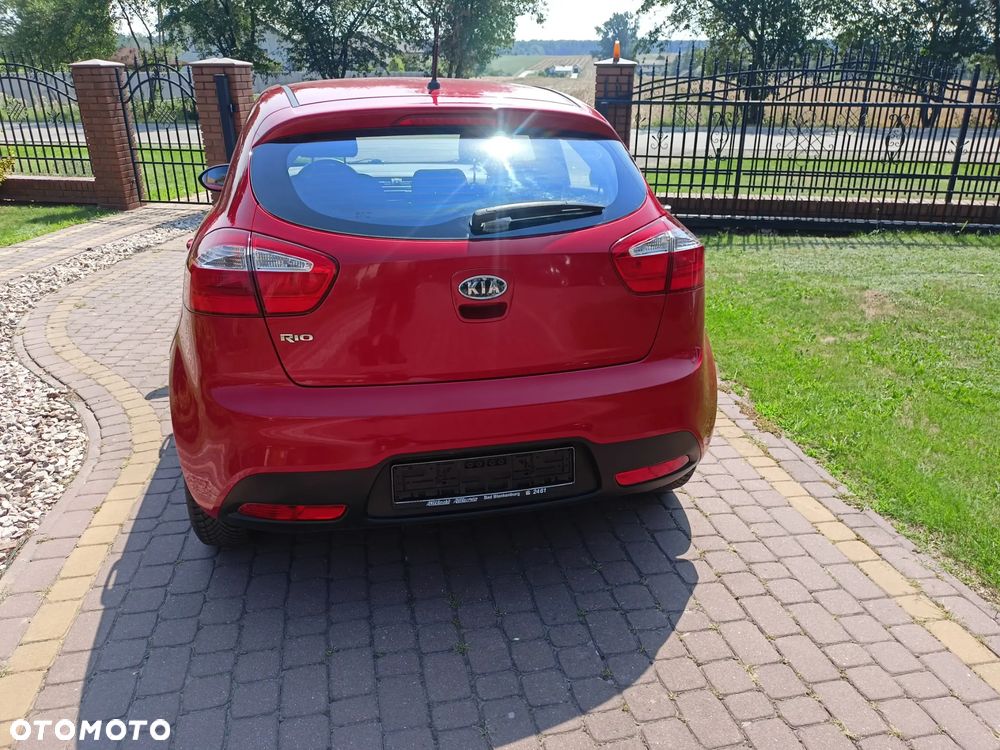 Kia Rio 1.2 Business Line - 4