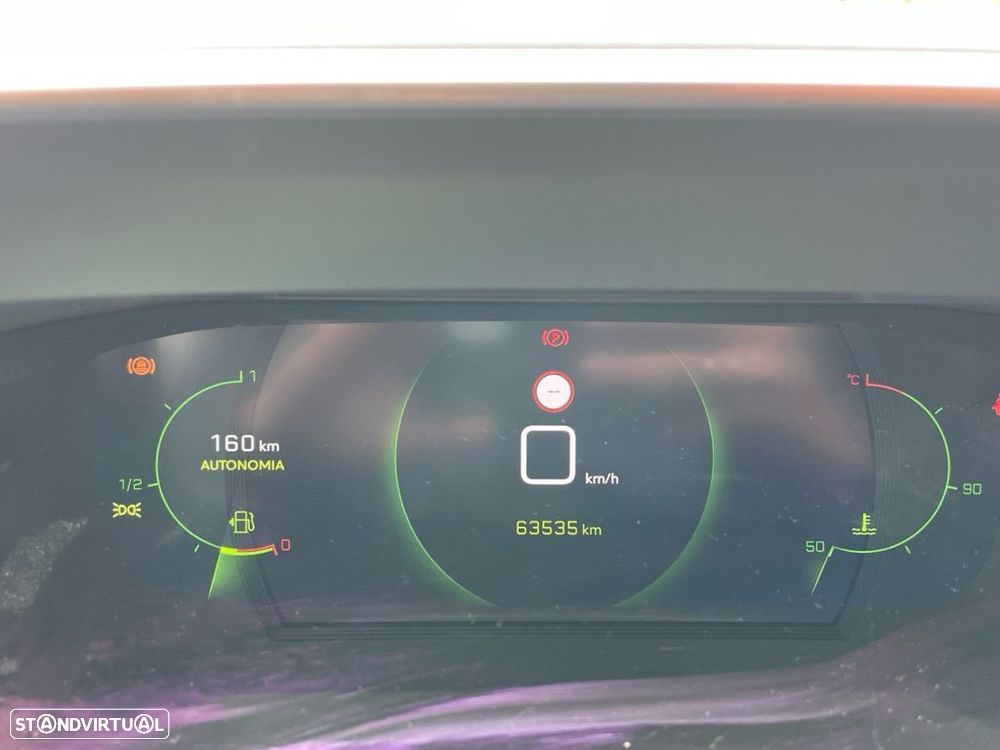 Peugeot 2008 1.2 PureTech Active Pack - 3