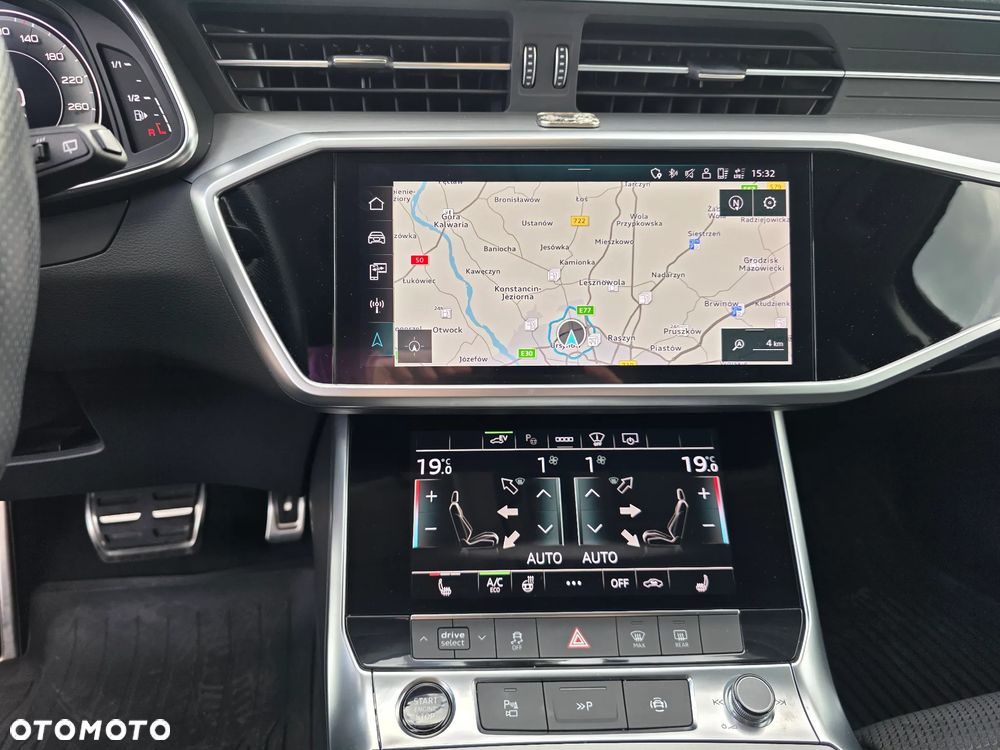 Audi A6 Avant 55 TFSI e quattro S tronic sport - 30