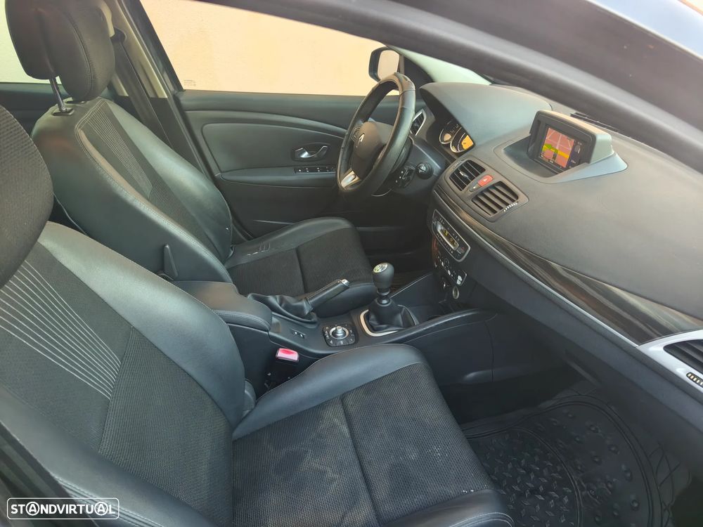 Renault Mégane Sport Tourer 1.5 dCi Dynamique S - 9