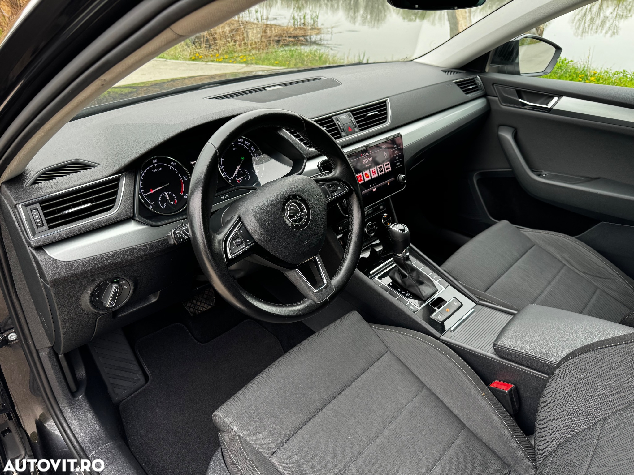 Skoda Superb 2.0 TDI DSG Ambition - 13