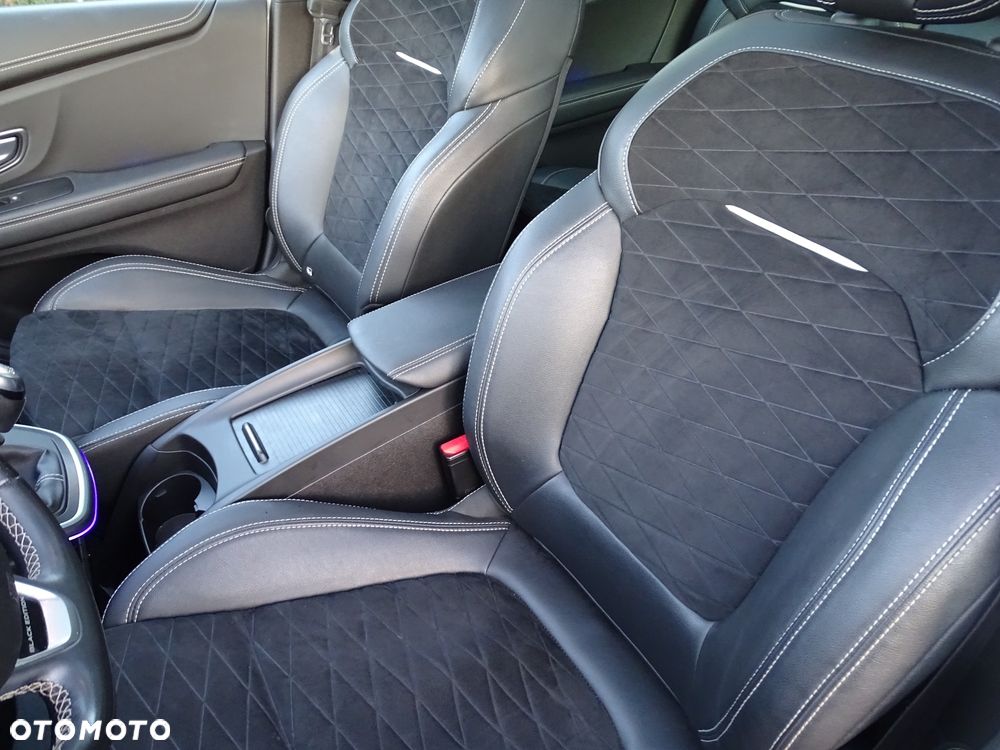 Renault Grand Scenic TCe 140 GPF BLACK EDITION - 21