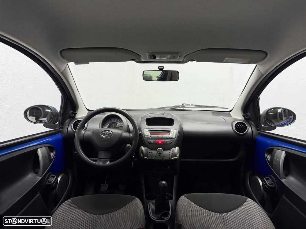 Toyota Aygo 1.0 Blue Edition - 10