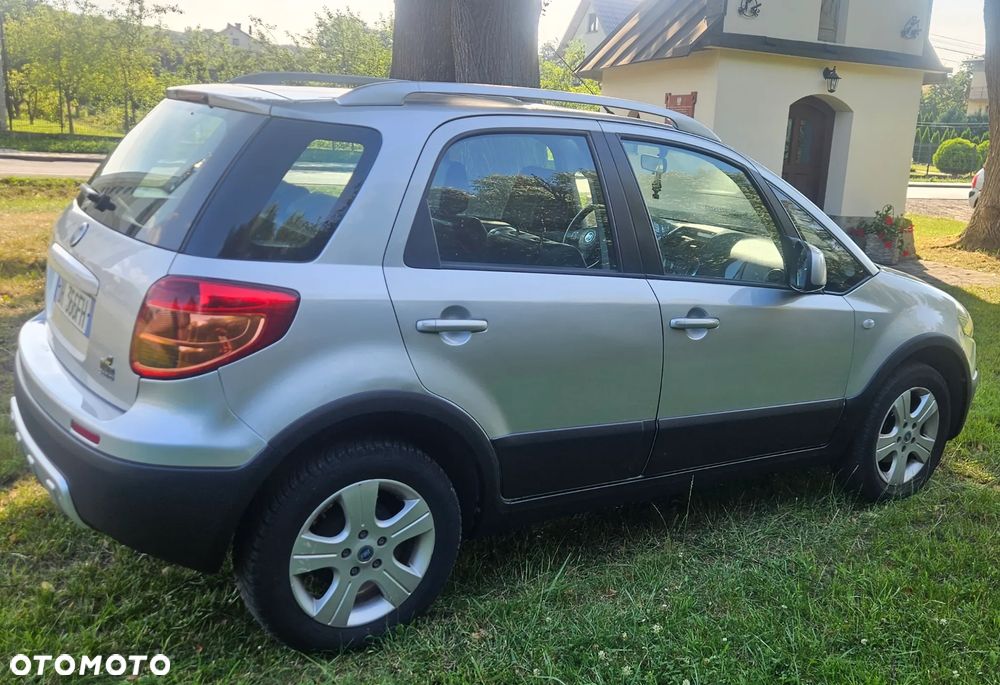 Fiat Sedici 1.6 16V 4x4 Dynamic - 10
