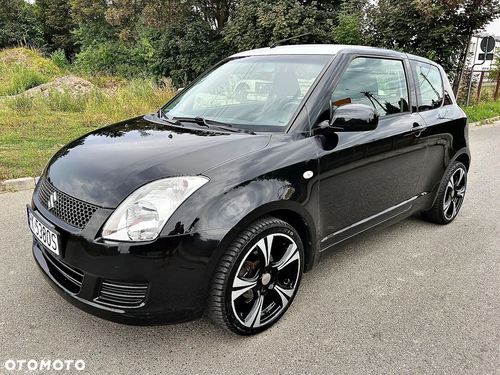 Suzuki Swift - 1