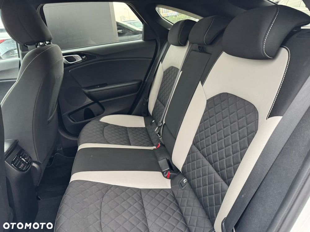 Kia ProCeed 1.5 T-GDI DCT7 OPF GT LINE - 20