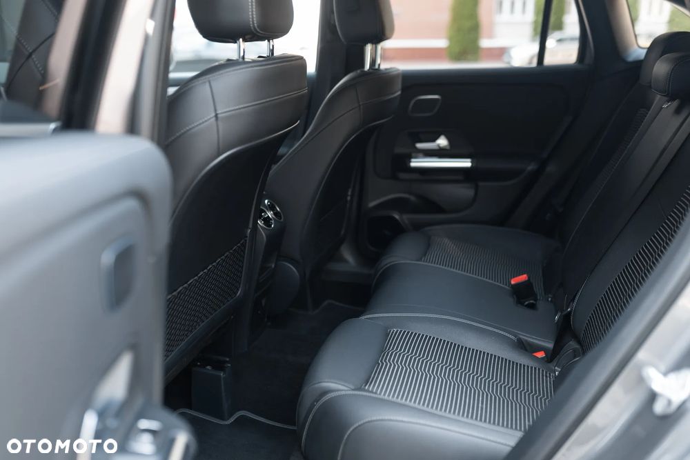 Mercedes-Benz GLA 250 Progressive - 16