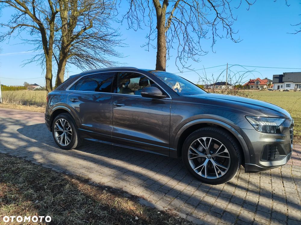 Audi Q8 - 6