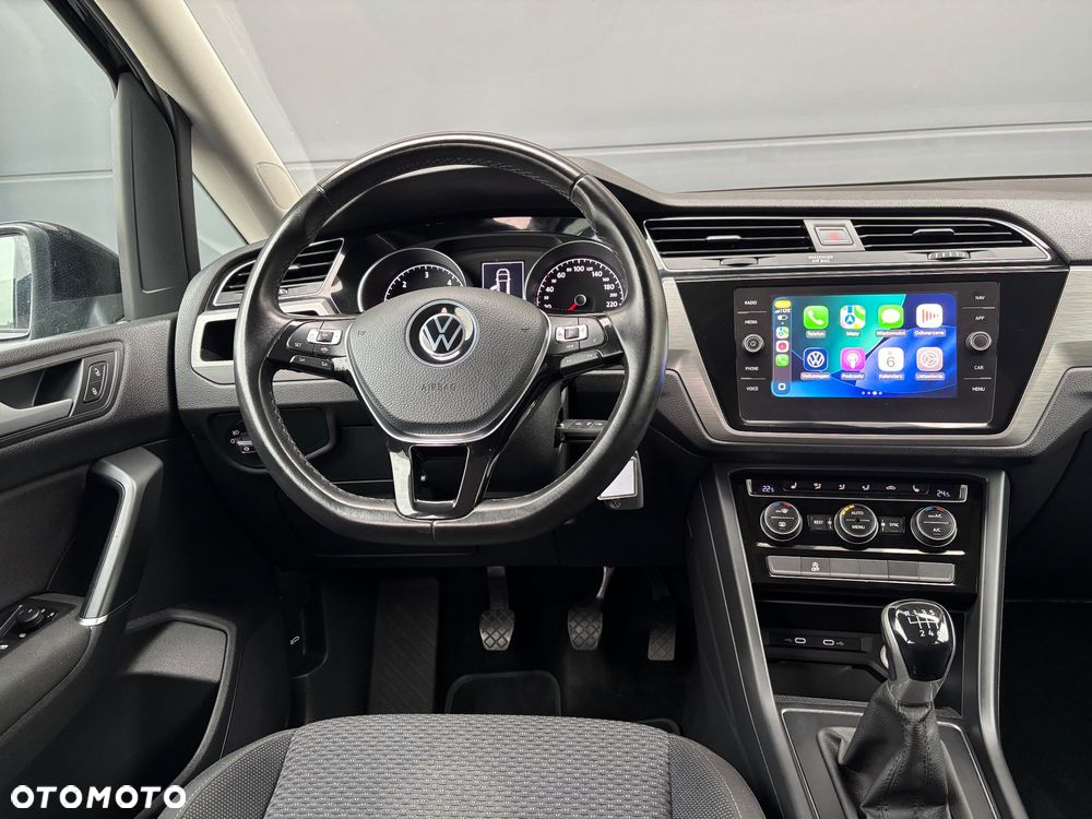 Volkswagen Touran - 7