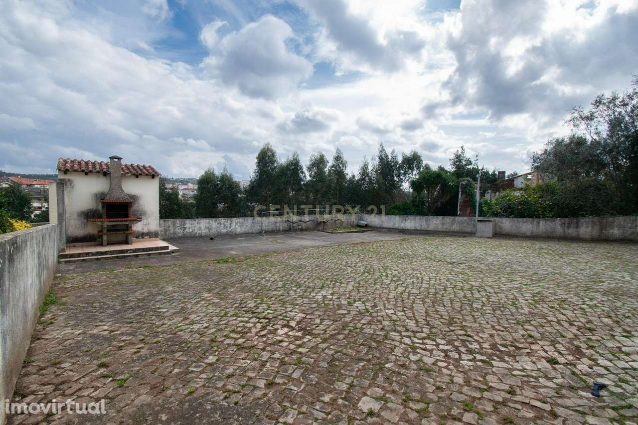 Moradia Exclusiva no Coração dos Olivais – Conforto, Espaço e Tranquil - Grande imagem: 5/22