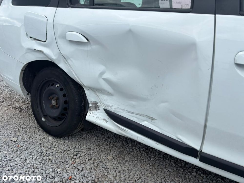 Dacia Logan TCe 90 (S&S) Comfort - 12