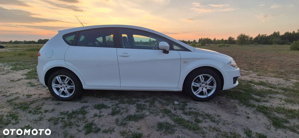 Seat Leon 1.6 TDI Ecomotive Reference - 4
