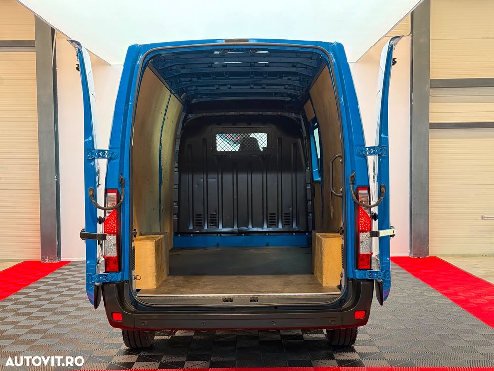 Renault Master - 32