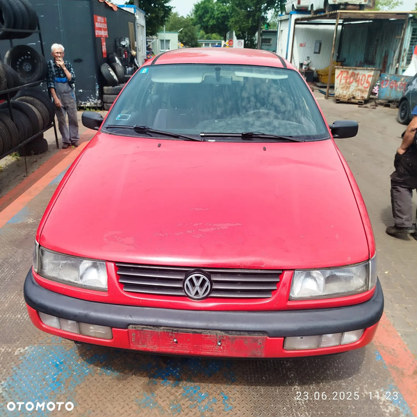 Volkswagen Passat B4 na części .