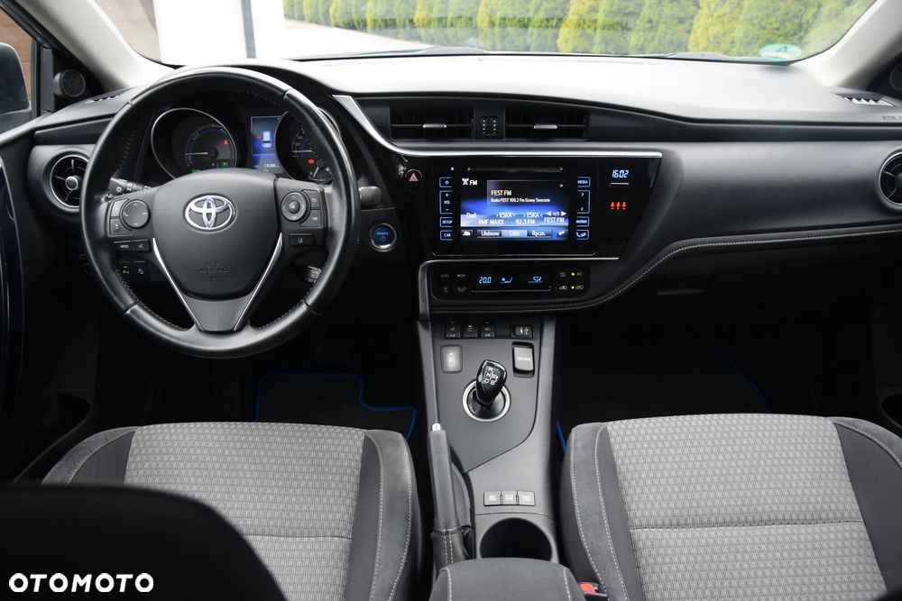 Toyota Auris - 15