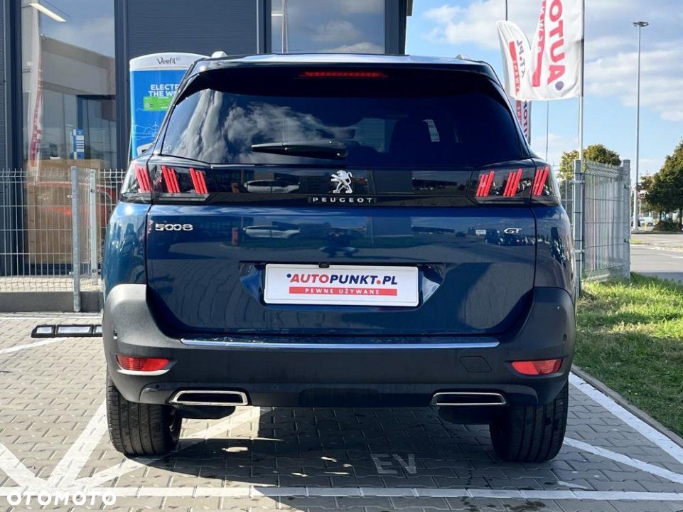 Peugeot 5008 - 5